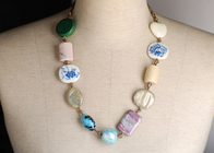 Femmes Custom colorée poterie colliers perlés à la main, les femmes fabriqués à la main colliers