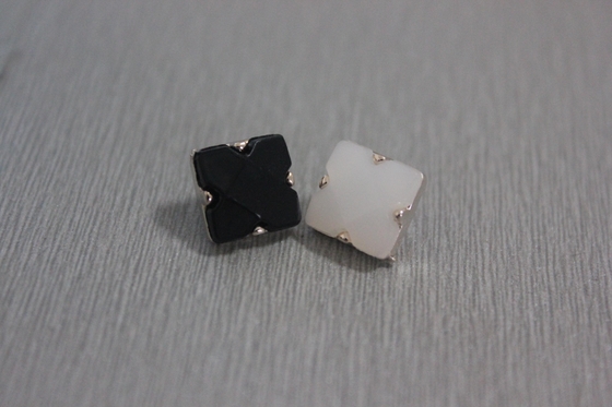 Boutons faits sur commande d'habillement d'ABS