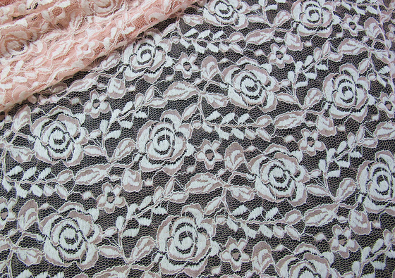 Tissu extensible de dentelle de polyester de Spandex de coton avec la dentelle de fleur tricotée par maille