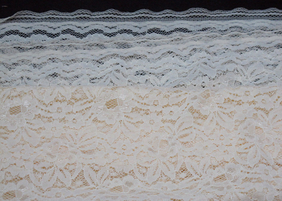 Tissu élastique blanc de dentelle pour la tapisserie d'ameublement