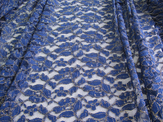 Tissu métallique de dentelle de crochet d'or en nylon de coton de bleu royal par la cour