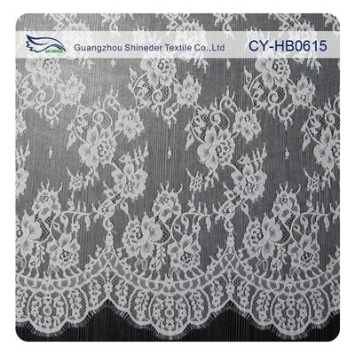 Équilibre de couture de dentelle de cil de fleur blanche pour la robe de mariage nuptiale