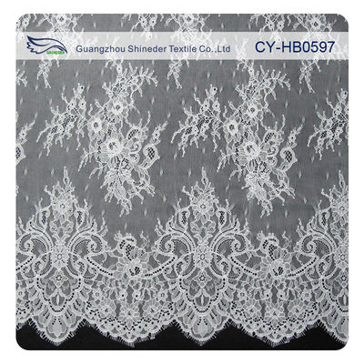 Le cil en nylon de bout droit de mode a hérissé l'équilibre de dentelle/tissu brodé de dentelle