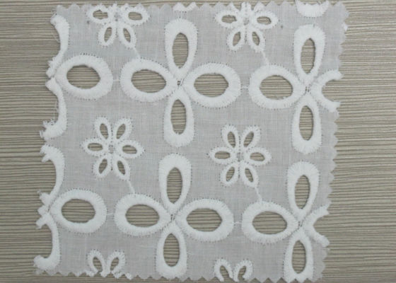 L'oeillet élastique décoratif fait sur commande a recueilli le tissu de dentelle de broderie d'équilibre de dentelle