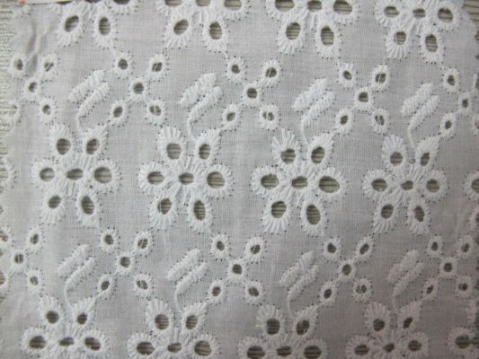 OEM décoratif CY-CX0032 de l'équilibre 100% de tissu de dentelle d'oeillet de coton/de l'équilibre dentelle de rideau