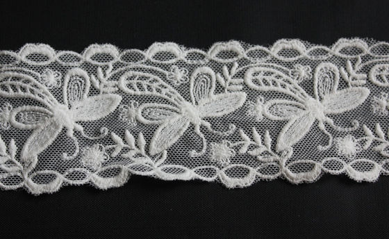 Blanc soluble dans l'eau de nature de l'équilibre décoratif 6cm de dentelle de coton de fleur de libellule