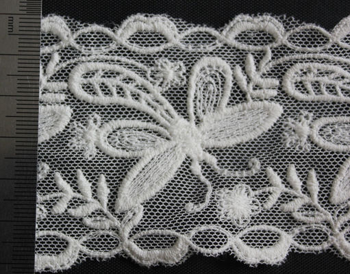 Blanc soluble dans l'eau de nature de l'équilibre décoratif 6cm de dentelle de coton de fleur de libellule