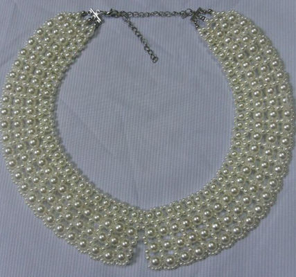 Collier rond fait main de perle de perle, style doux avec la chaîne et agrafes de homard