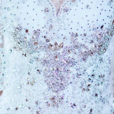 Robes de mariage perlées de luxe de fausse pierre, robes de mariage gonflées de Tulle de femmes