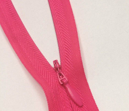 Les vêtements invisibles Zipper qui respecte l'environnement rose en nylon de GV des dents #3