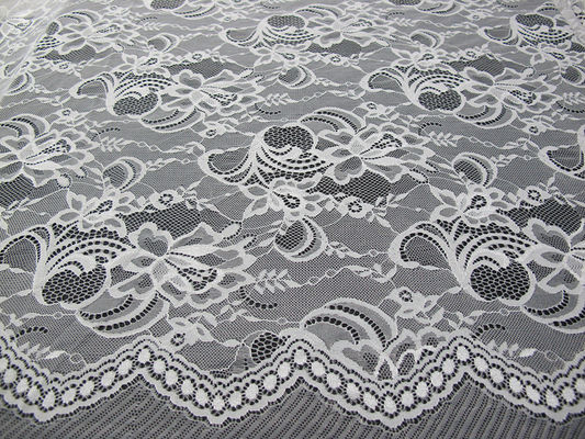 Floral suisse en nylon blanc de tissu de dentelle tricoté avec la dentelle de frontière et le bord de feston